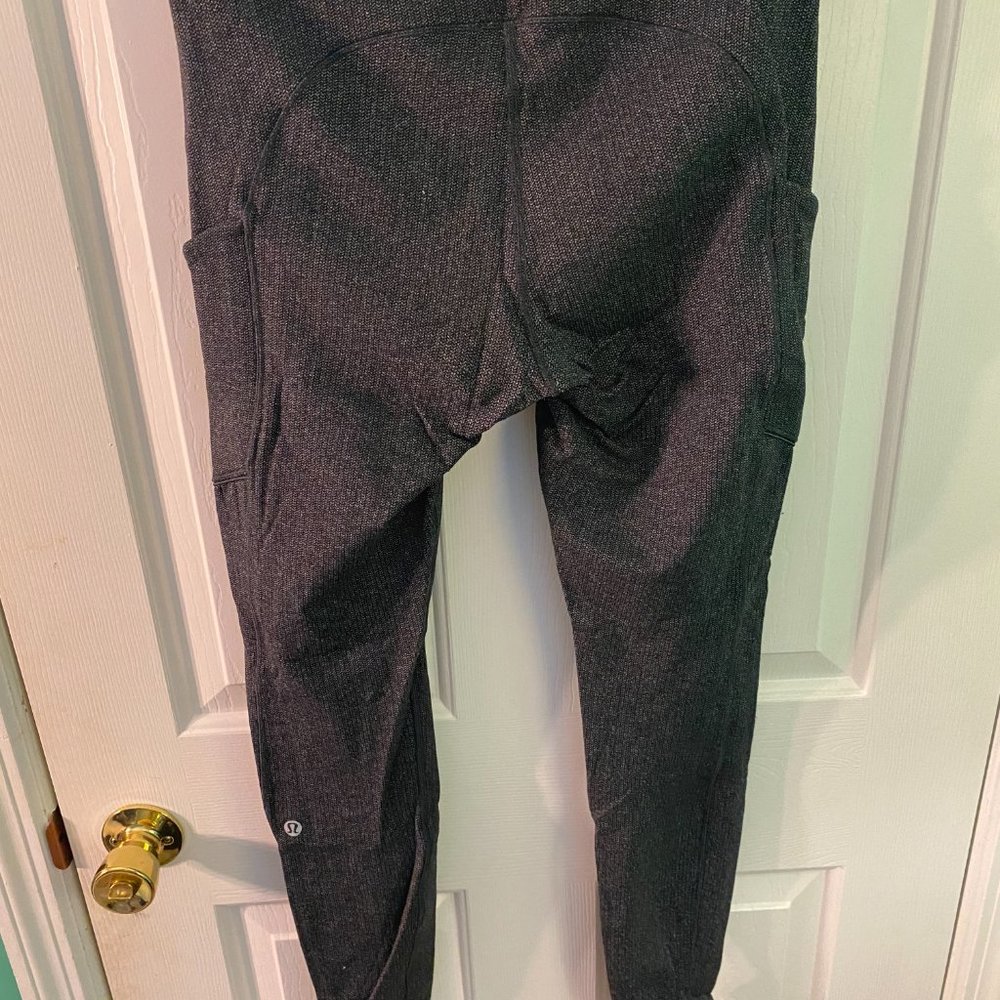 LULULEMON SPEED UP MID RISE LEGGING - Picture 4 of 4